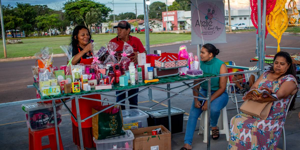 FEIRA LIVRE 005.jpg